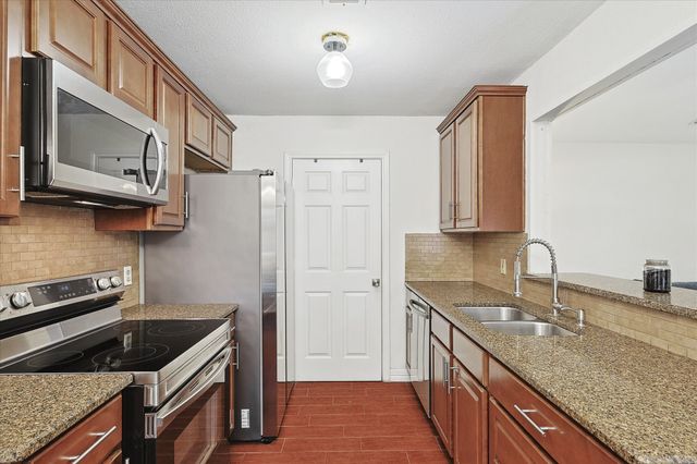2320 Carol Good Lane, Carrollton, TX 75006