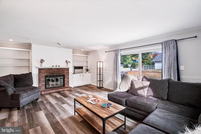 2811 BIRDSEYE LN, Bowie, MD 20715