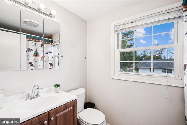 2811 BIRDSEYE LN, Bowie, MD 20715