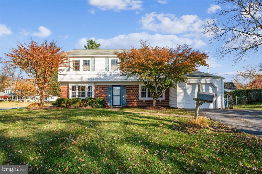 Image 1 of property listing at 2811 BIRDSEYE LN, Bowie, MD 20715