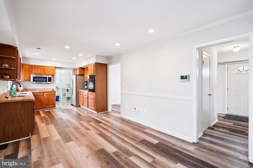 Image 12 of property listing at 2811 BIRDSEYE LN, Bowie, MD 20715