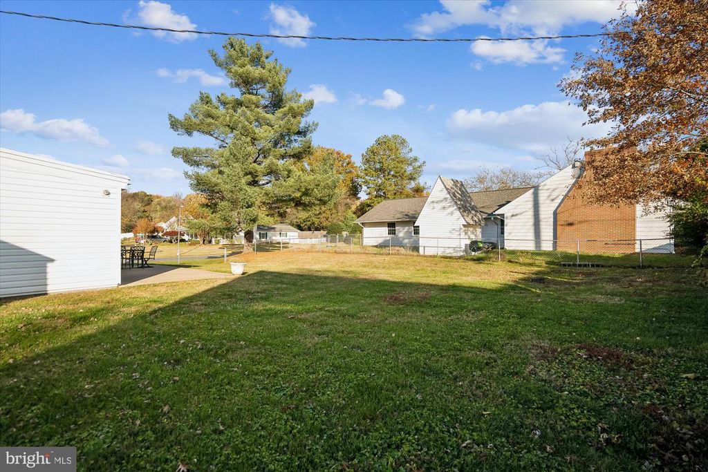 Image 34 of property listing at 2811 BIRDSEYE LN, Bowie, MD 20715