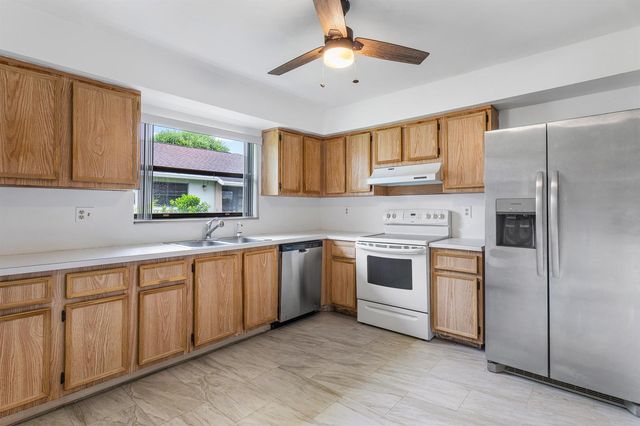 4360 Eucalyptus Tree Court A, Boynton Beach, FL 33436