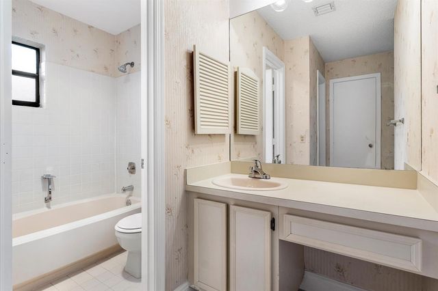 4360 Eucalyptus Tree Court A, Boynton Beach, FL 33436