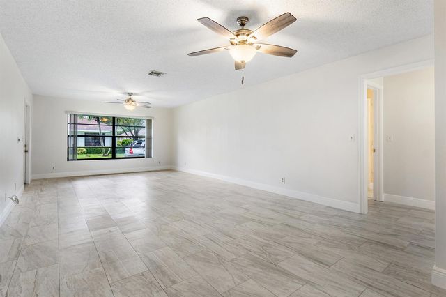 4360 Eucalyptus Tree Court A, Boynton Beach, FL 33436
