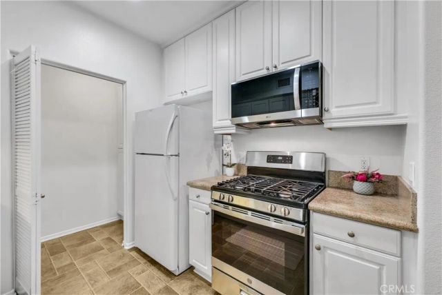 3212 Watermarke PL, Irvine, CA 92612