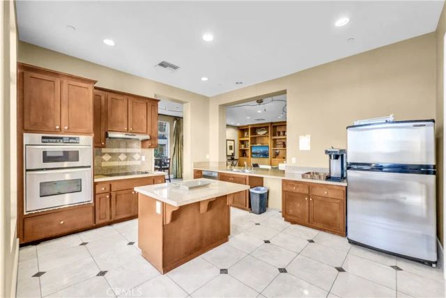 3212 Watermarke PL, Irvine, CA 92612