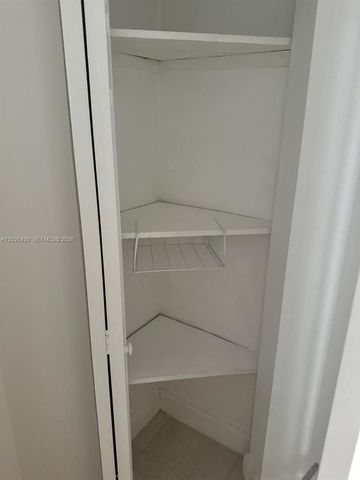 8275 SW 152nd Ave D-302, Miami, FL 33193