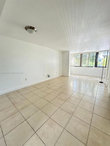 8275 SW 152nd Ave D-302, Miami, FL 33193