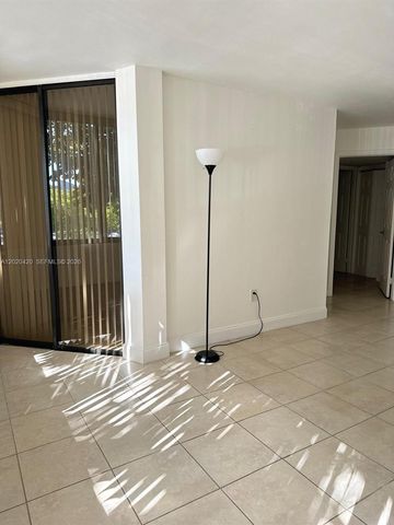 8275 SW 152nd Ave D-302, Miami, FL 33193