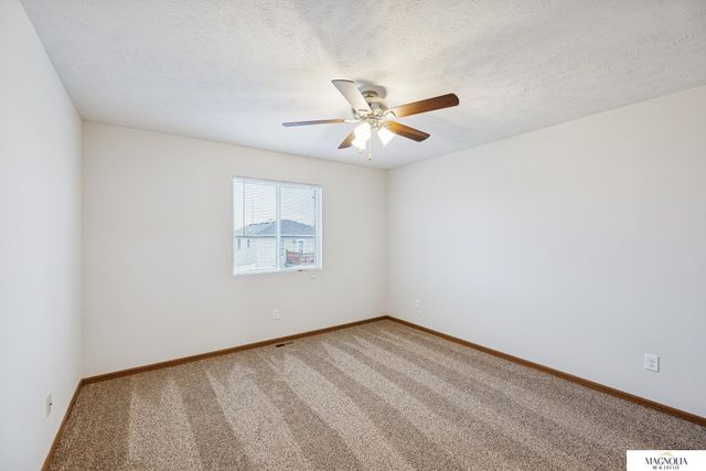 6630 N 12 Street, Lincoln, NE 68521