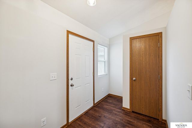 6630 N 12 Street, Lincoln, NE 68521