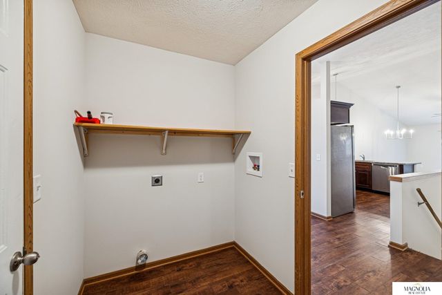 6630 N 12 Street, Lincoln, NE 68521