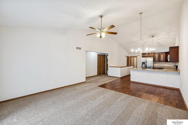 6630 N 12 Street, Lincoln, NE 68521