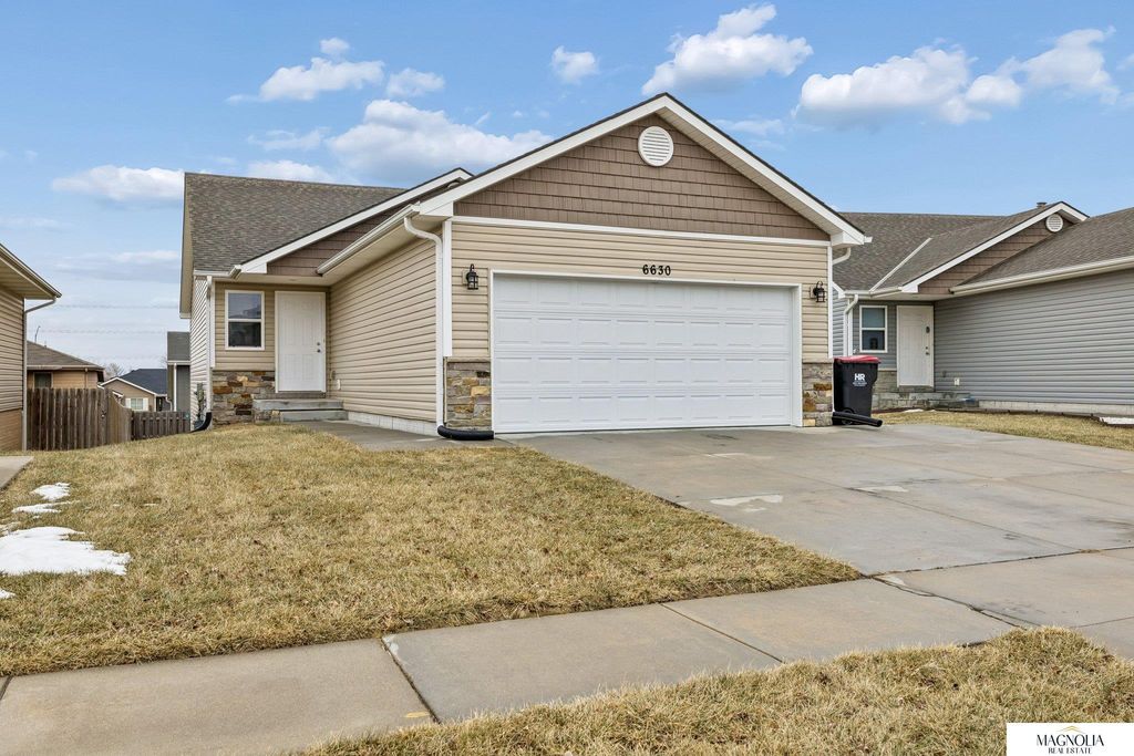 6630 N 12 Street, Lincoln, NE 68521