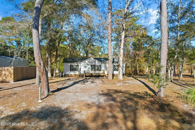 2426 Red Snapper Street SW, Supply, NC 28462