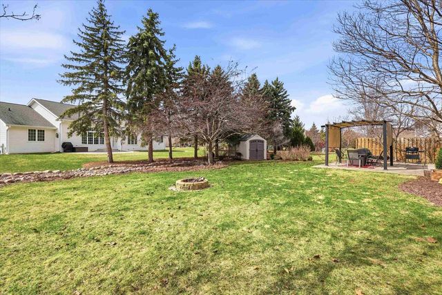 1081 S VIOLET LANE, Appleton, WI 54914