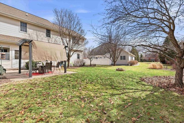 1081 S VIOLET LANE, Appleton, WI 54914