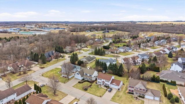 1081 S VIOLET LANE, Appleton, WI 54914