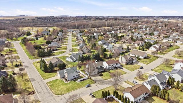 1081 S VIOLET LANE, Appleton, WI 54914