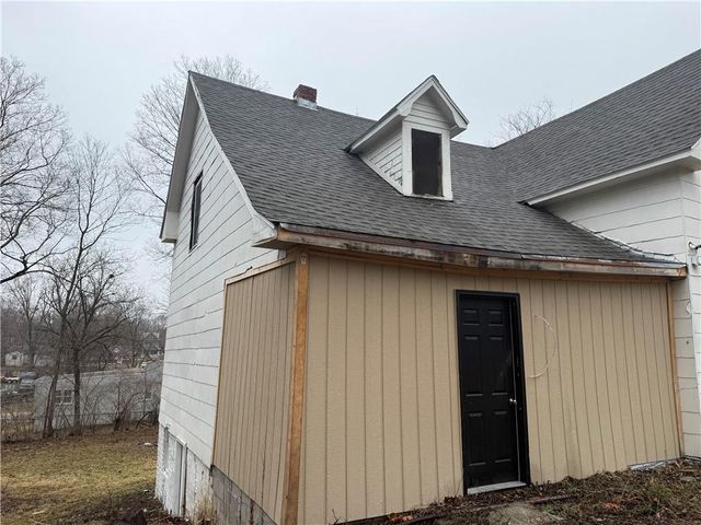 5512 Cypress Avenue, Kansas City, MO 64130