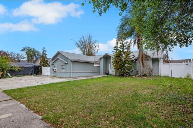 233 RED MAPLE DRIVE, Kissimmee, FL 34743