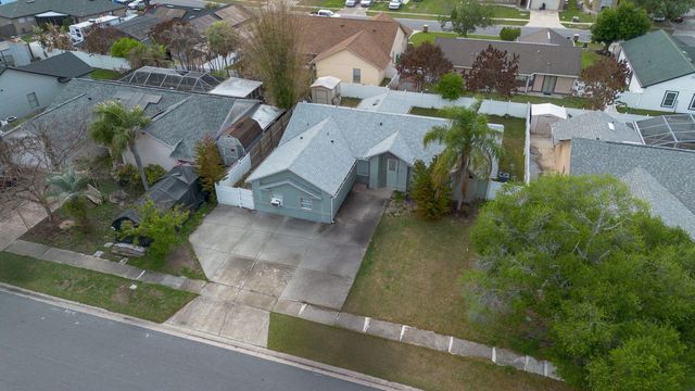 233 RED MAPLE DRIVE, Kissimmee, FL 34743