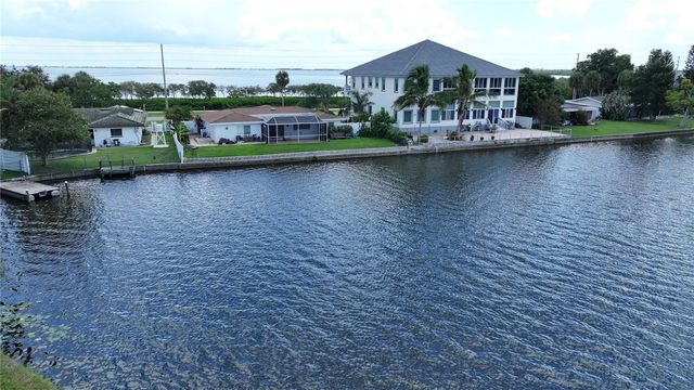 560 7TH STREET S, Safety Harbor, FL 34695
