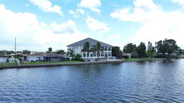 560 7TH STREET S, Safety Harbor, FL 34695