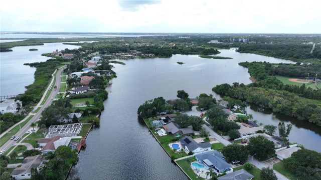 560 7TH STREET S, Safety Harbor, FL 34695