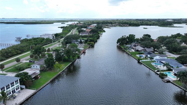 560 7TH STREET S, Safety Harbor, FL 34695