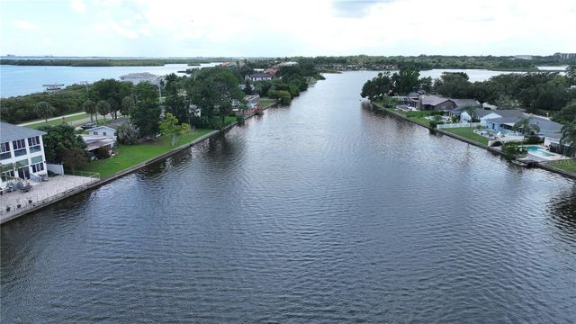 560 7TH STREET S, Safety Harbor, FL 34695