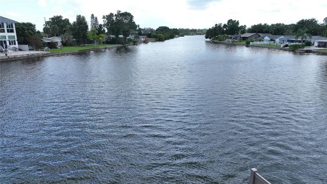 560 7TH STREET S, Safety Harbor, FL 34695