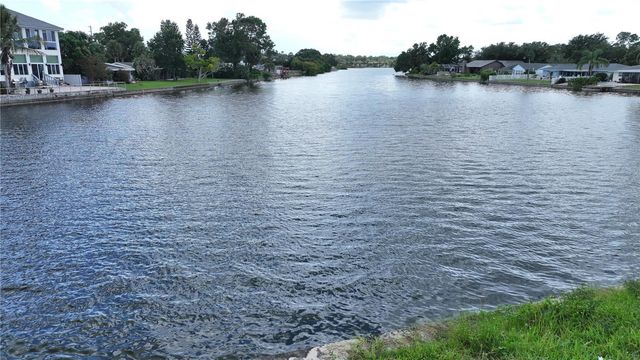 560 7TH STREET S, Safety Harbor, FL 34695