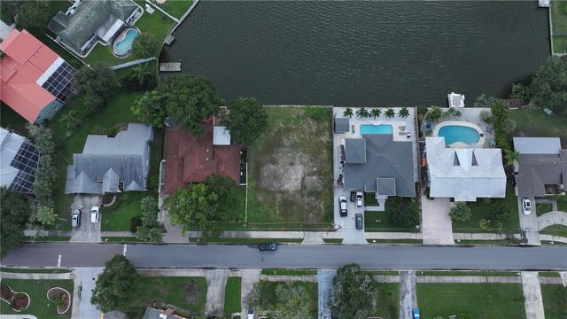 560 7TH STREET S, Safety Harbor, FL 34695