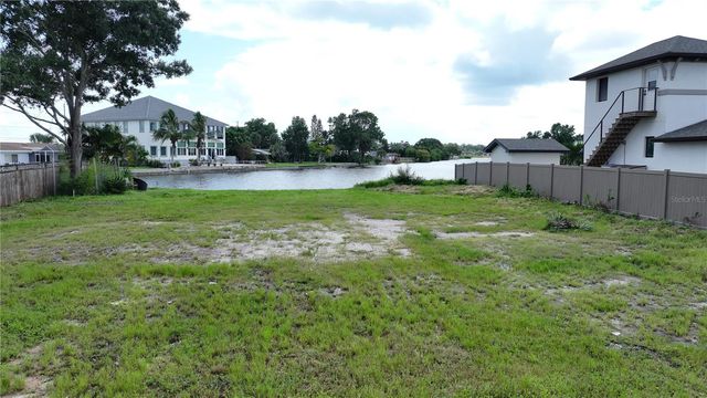 560 7TH STREET S, Safety Harbor, FL 34695