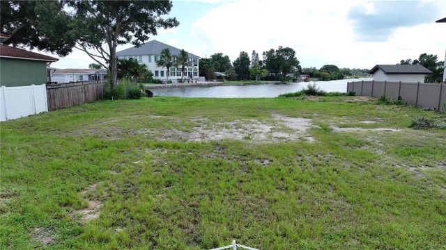 560 7TH STREET S, Safety Harbor, FL 34695