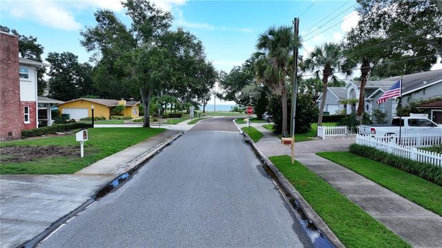 560 7TH STREET S, Safety Harbor, FL 34695