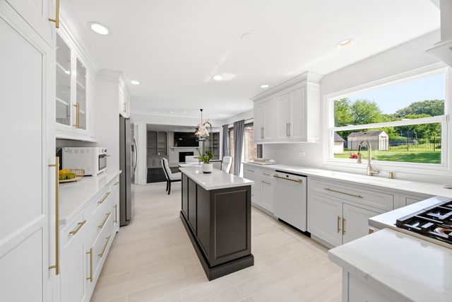 14037 S OAK RIDGE Drive, Homer Glen, IL 60491