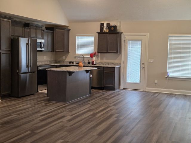 2101 Red Barn Road, Christiana, TN 37037
