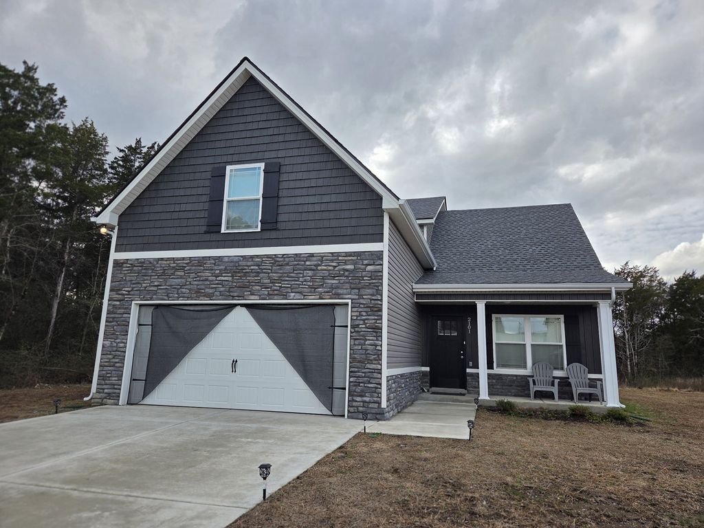 2101 Red Barn Road, Christiana, TN 37037