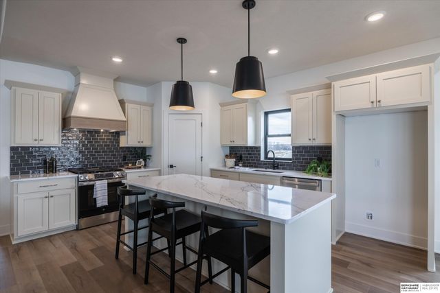 11042 S 219th Street, Gretna, NE 68028