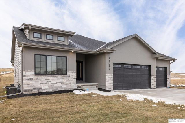 11042 S 219th Street, Gretna, NE 68028