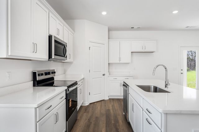 227 Idle Drive, Shelbyville, TN 37160