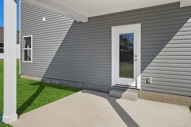 227 Idle Drive, Shelbyville, TN 37160