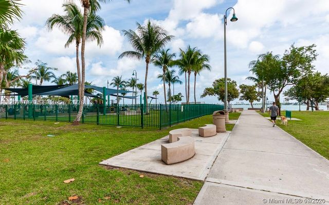 1717 N Bayshore Dr A-2434, Miami, FL 33132