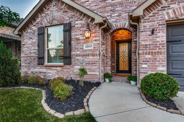 1809 Whistler Drive, Little Elm, TX 75068