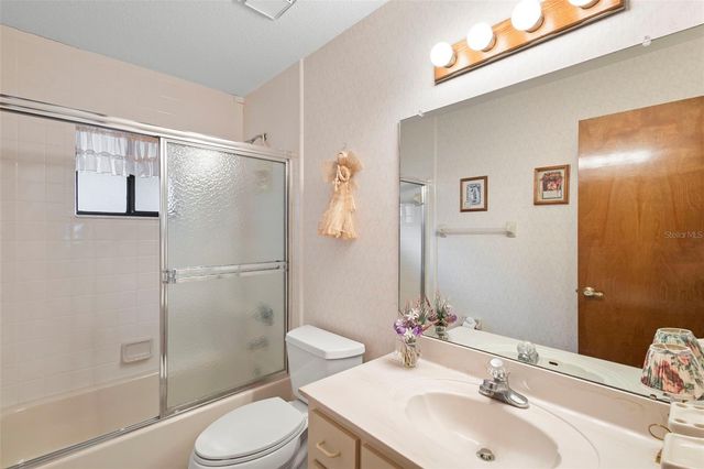 646 YUPON AVENUE, New Smyrna Beach, FL 32169