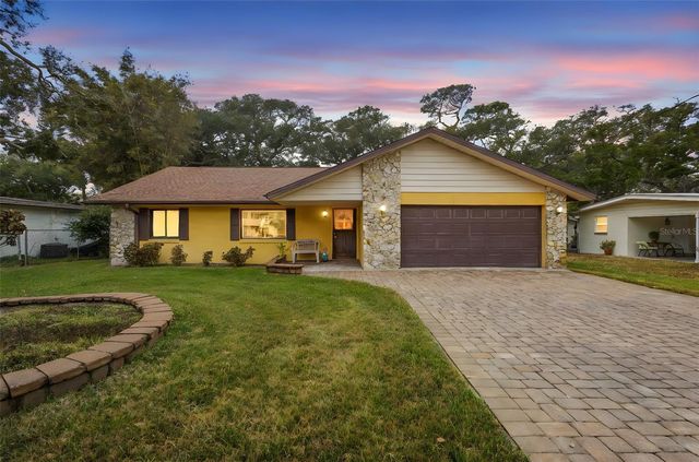 646 YUPON AVENUE, New Smyrna Beach, FL 32169