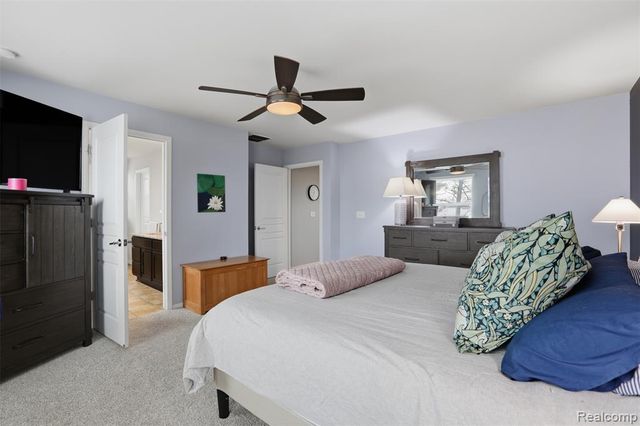 49378 Camarosa Lane, Macomb, MI 48044